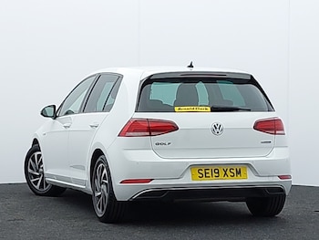 Used Volkswagen Golf 2019 for sale - 79171429: Photo
