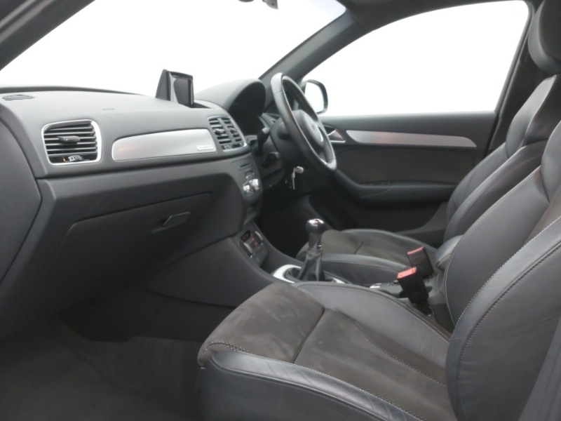 Used Audi Q3 2016 for sale - 76771429: Photo 5