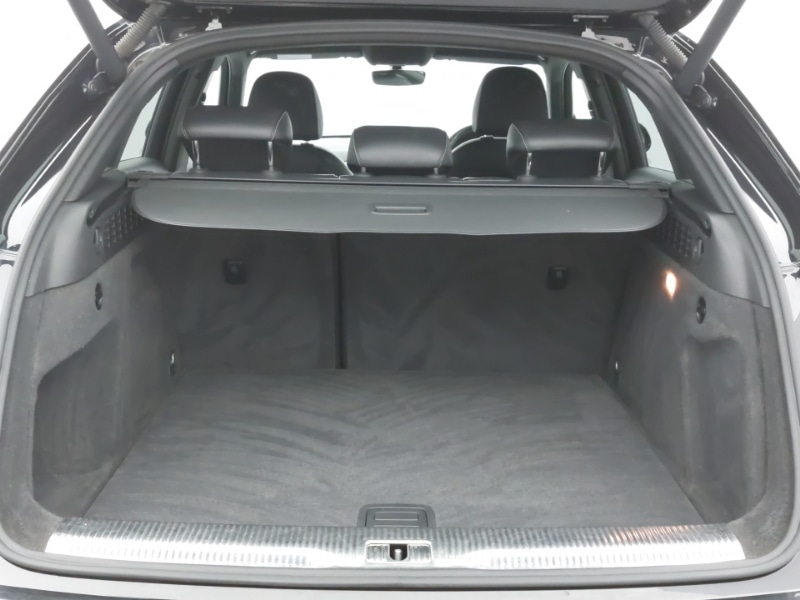 Used Audi Q3 2016 for sale - 76771429: Photo 8