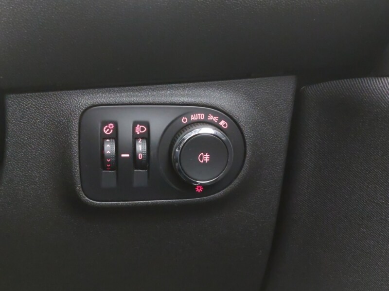 Used Vauxhall Corsa 2018 for sale - 78093606: Photo 18