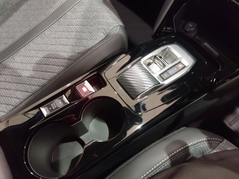 Used Peugeot 2008 2025 for sale - 76331854: Photo 15