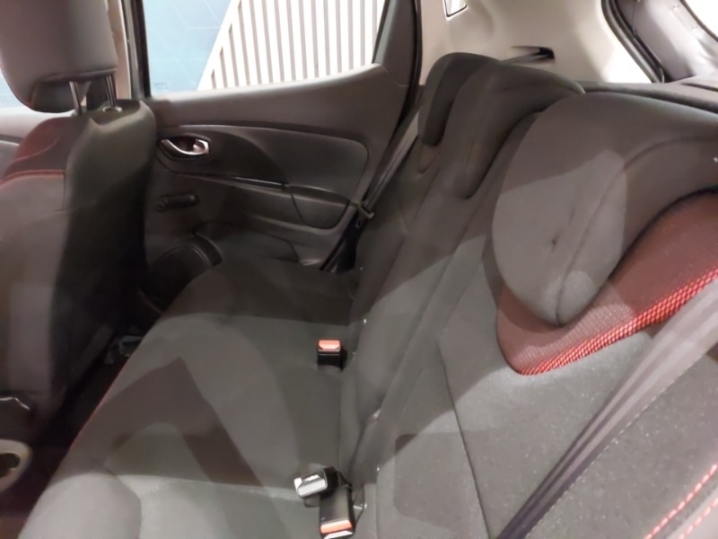 Used Renault Clio 2015 for sale - 77491781: Photo 6