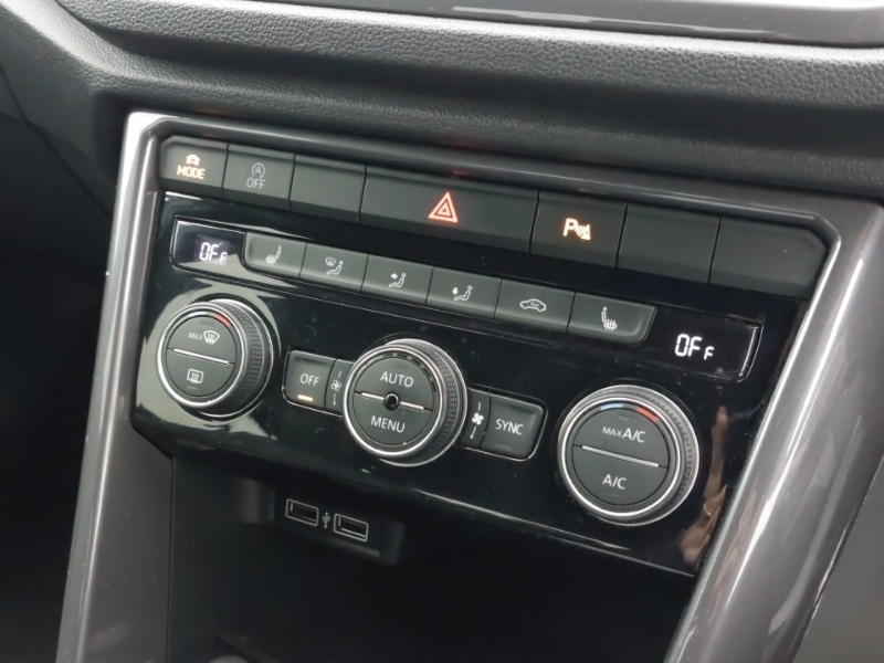 Used Volkswagen T-Roc 2019 for sale - 76498295: Photo 15