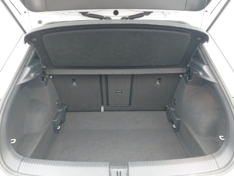 Used Volkswagen T-Roc 2019 for sale - 76498295: Photo 8