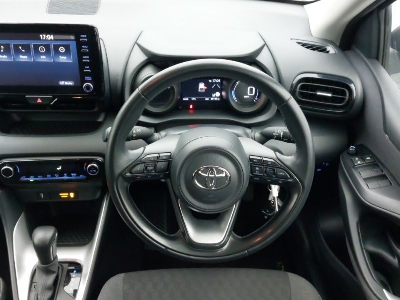 Used Toyota Yaris 2023 for sale - 76160824: Photo 7