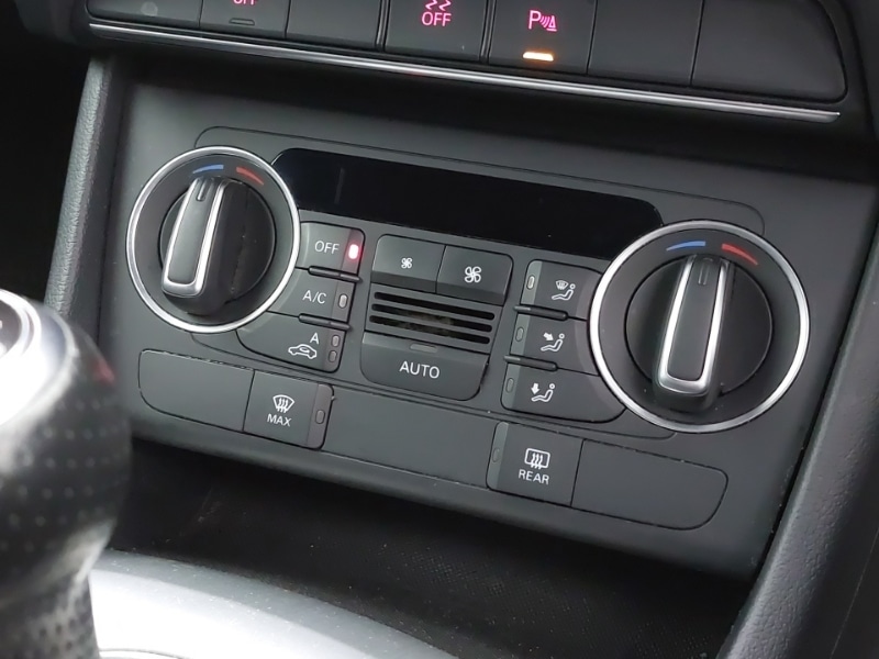 Used Audi Q3 2016 for sale - 76238224: Photo 16