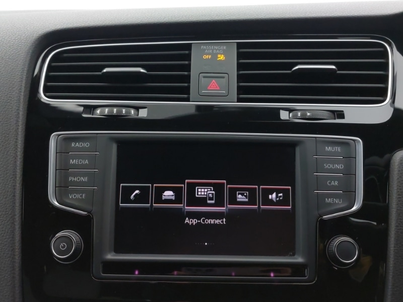 Used Volkswagen Golf 2016 for sale - 77020754: Photo 11