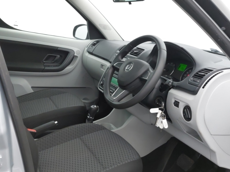 Used Skoda Roomster 2014 for sale - 77777176: Photo 12