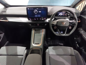 Used Cupra Born 2024 for sale - 75989134: Photo 2