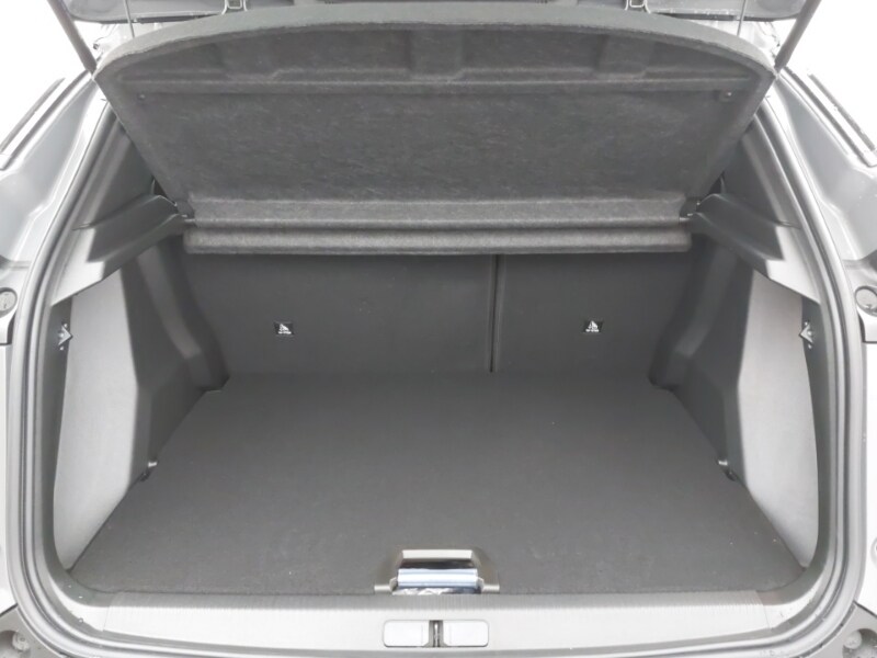 Used Peugeot 2008 2025 for sale - 76275874: Photo 8