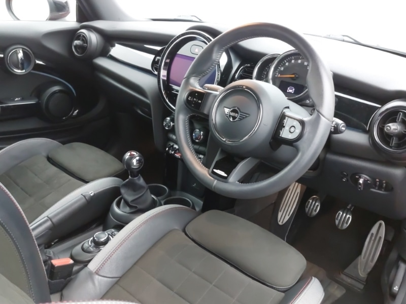 Used MINI Hatch 2022 for sale - 76321592: Photo 12