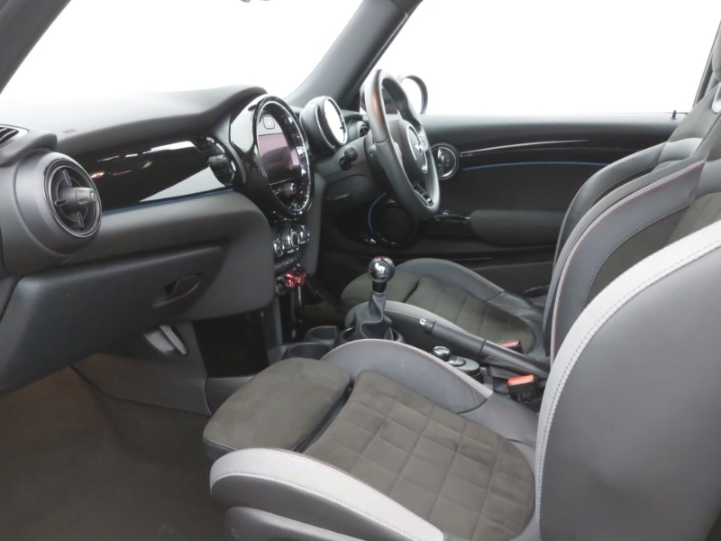 Used MINI Hatch 2022 for sale - 76321592: Photo 5
