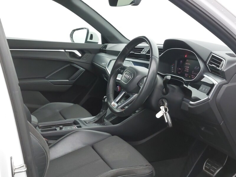 Used Audi Q3 2019 for sale - 77299863: Photo 12