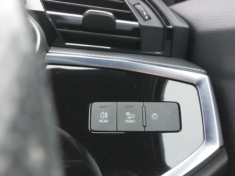 Used Audi Q3 2019 for sale - 77299863: Photo 19