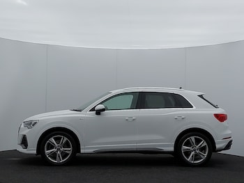 Used Audi Q3 2019 for sale - 77299863: Photo