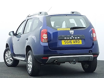 Used Dacia Duster 2016 for sale - 79322217: Photo