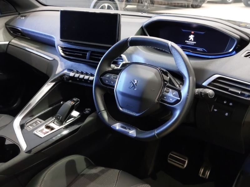 Used Peugeot 3008 2022 for sale - 77035101: Photo 12