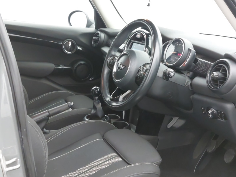 Used MINI Hatch 2018 for sale - 78079882: Photo 12