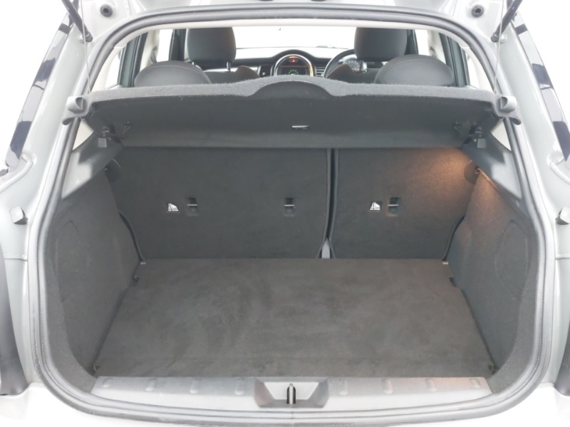 Used MINI Hatch 2018 for sale - 78079882: Photo 8