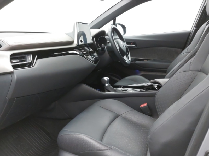 Used Toyota C-HR 2023 for sale - 76054315: Photo 5