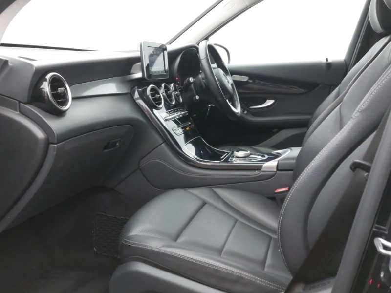 Used Mercedes-Benz GLC 2019 for sale - 78065711: Photo 5