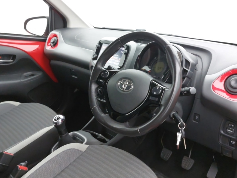 Used Toyota AYGO 2019 for sale - 76475551: Photo 12