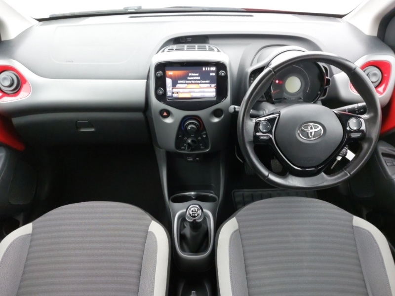 Used Toyota AYGO 2019 for sale - 76475551: Photo 2
