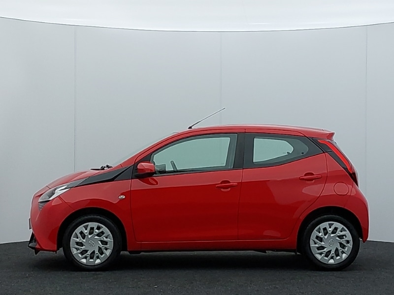 Used Toyota AYGO 2019 for sale - 76475551: Photo 4