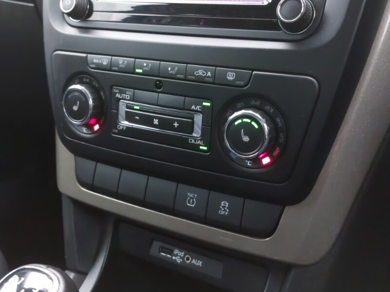 Used Skoda Yeti 2015 for sale - 78147458: Photo 15