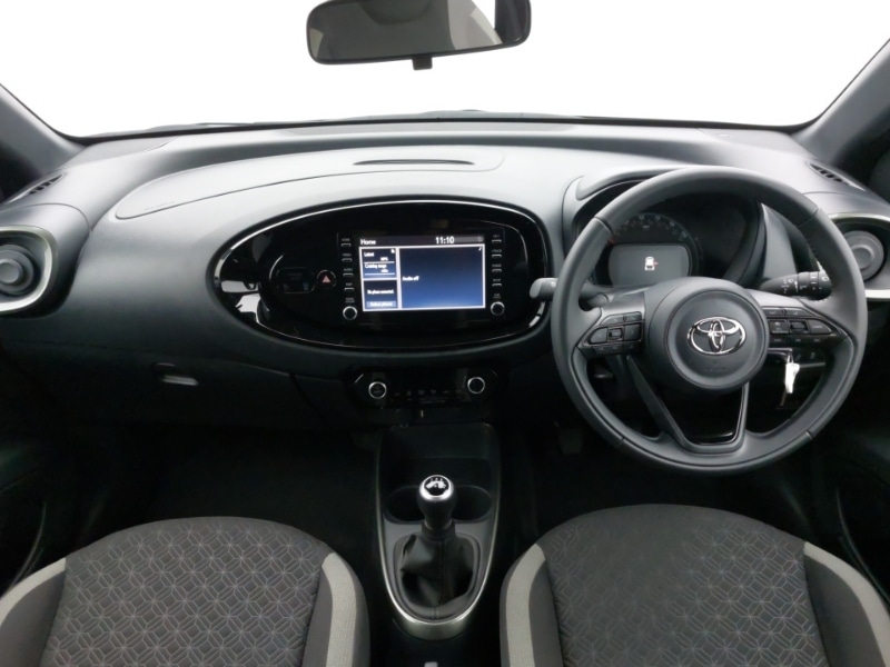 Used Toyota Aygo X 2022 for sale - 76856736: Photo 2