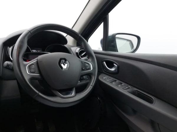 Used Renault Clio 2018 for sale - 76208314: Photo 11