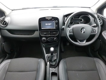 Used Renault Clio 2018 for sale - 76208314: Photo 2