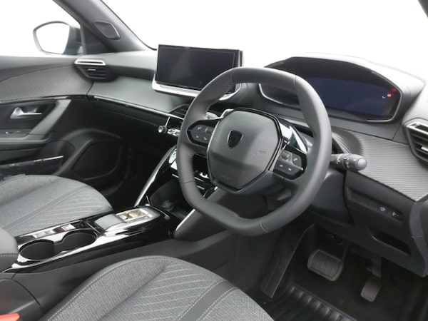Used Peugeot 2008 2025 for sale - 76294318: Photo 12