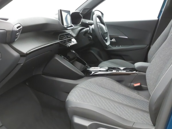 Used Peugeot 2008 2025 for sale - 76294318: Photo 5