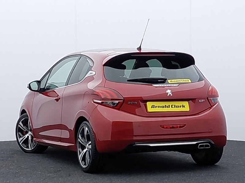 Used Peugeot 208 2017 for sale - 76583686: Photo 3