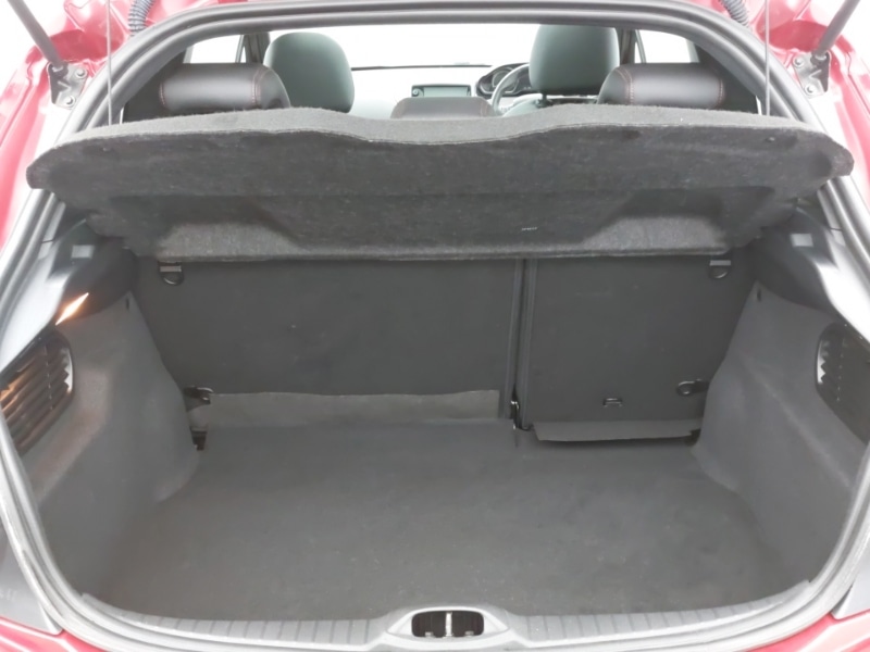 Used Peugeot 208 2017 for sale - 76583686: Photo 8