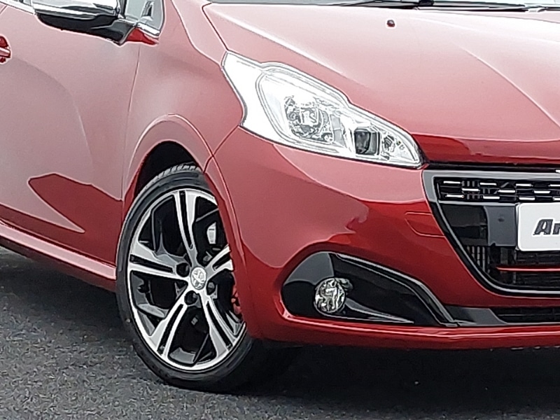 Used Peugeot 208 2017 for sale - 76583686: Photo 9