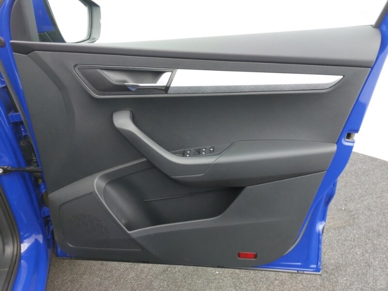 Used Skoda Karoq 2023 for sale - 78054758: Photo 10