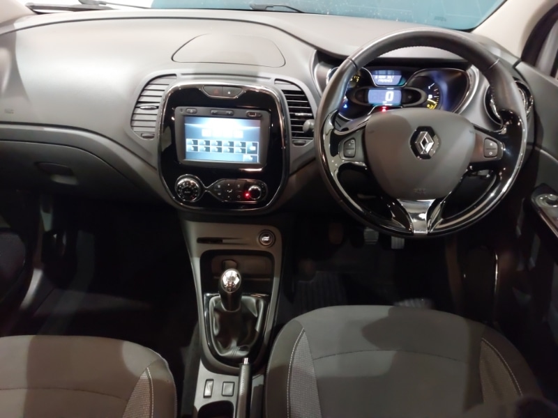 Used Renault Captur 2015 for sale - 77556244: Photo 2