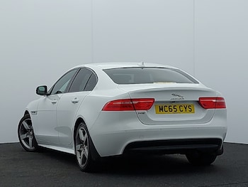 Used Jaguar XE 2016 for sale - 77988118: Photo