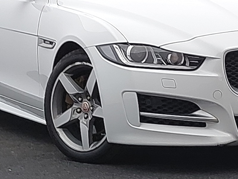 Used Jaguar XE 2016 for sale - 77988118: Photo 9