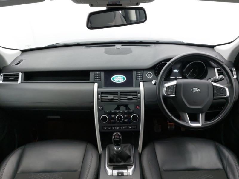 Used Land Rover Discovery Sport 2018 for sale - 77066103: Photo 2