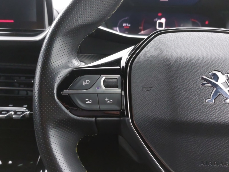 Used Peugeot 2008 2022 for sale - 78126365: Photo 17