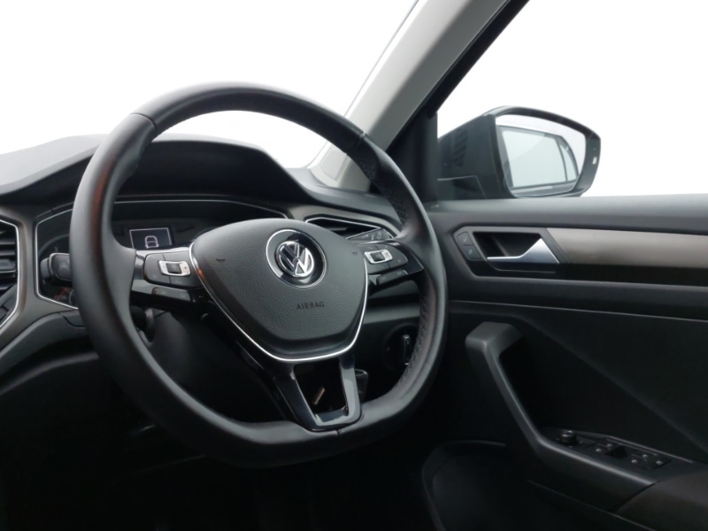 Used Volkswagen T-Roc 2018 for sale - 76579288: Photo 10