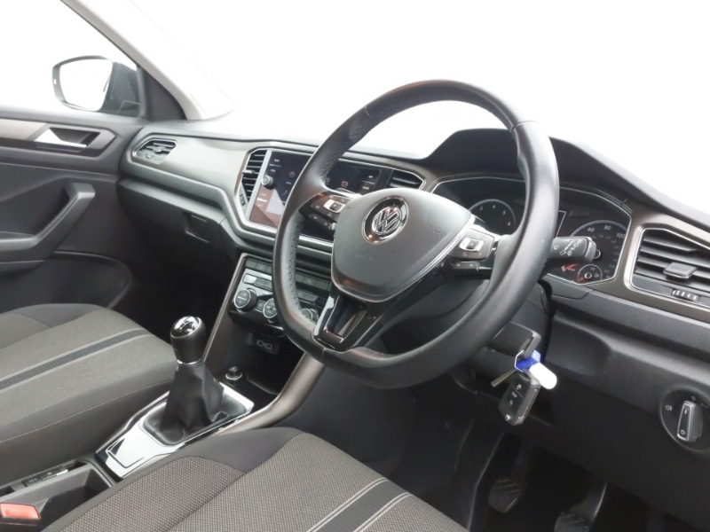 Used Volkswagen T-Roc 2018 for sale - 76579288: Photo 12