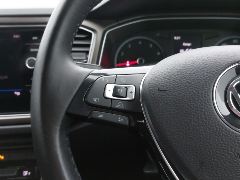 Used Volkswagen T-Roc 2018 for sale - 76579288: Photo 17