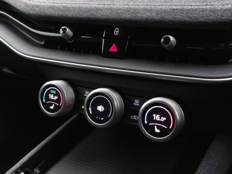 Used Skoda Superb 2025 for sale - 76947334: Photo 15