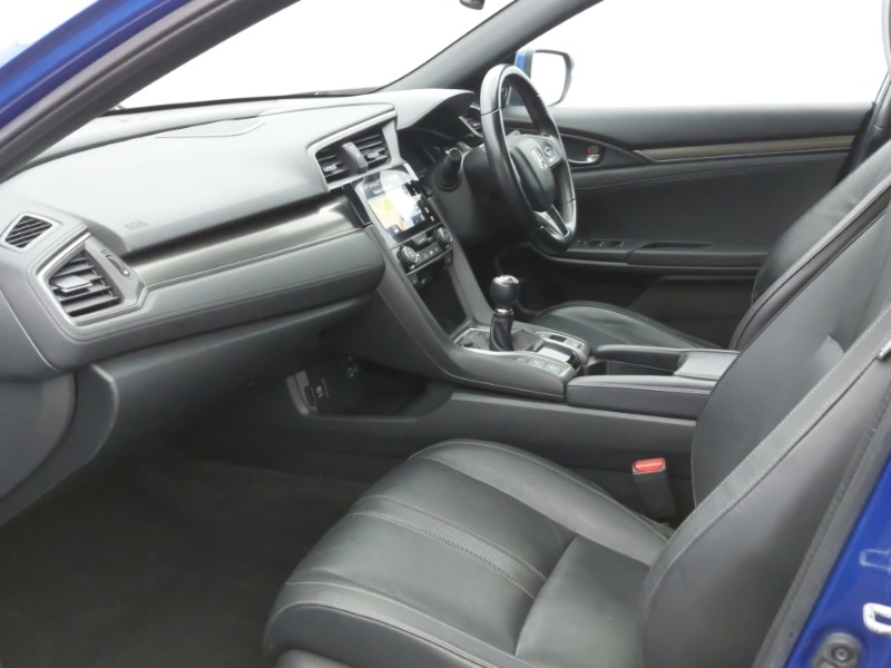 Used Honda Civic 2017 for sale - 77424400: Photo 5