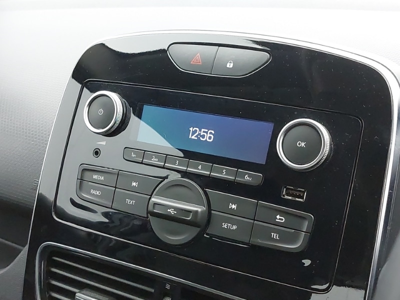 Used Renault Clio 2018 for sale - 77154936: Photo 13