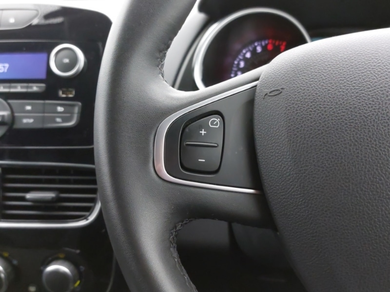 Used Renault Clio 2018 for sale - 77154936: Photo 16